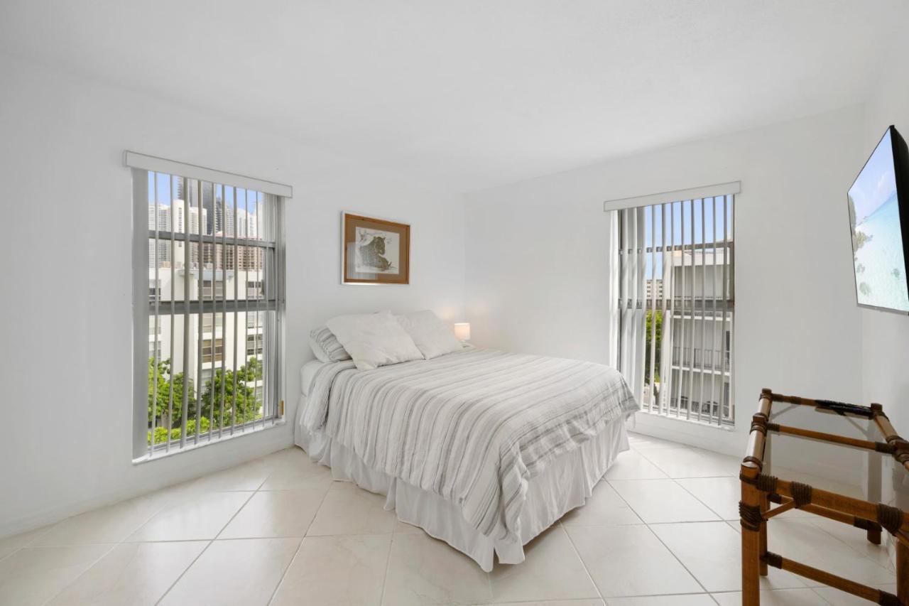 Le Cartier Sunny Isles Ocean Paradise شاطئ سَني إسلِس المظهر الخارجي الصورة